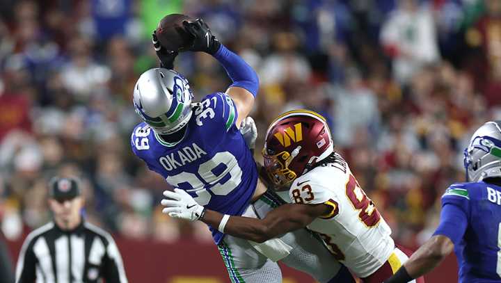 Seattle Seahawks run away with 38-14 win over Commanders