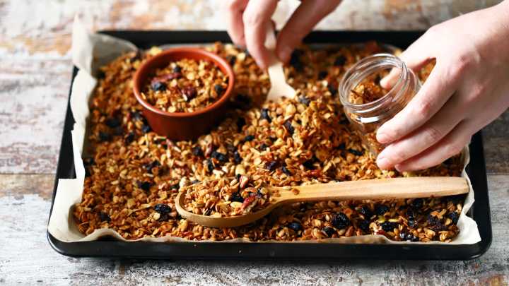 The Granola Trick That Turns Your Morning Yogurt Into The Ultimate Pick