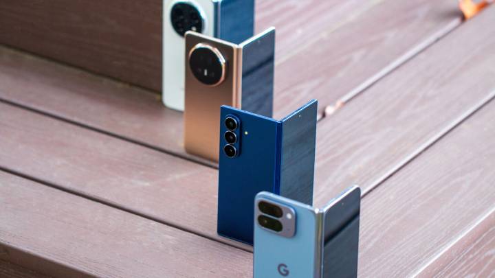 I tested the Pixel 10 Pro Fold camera against some of the best foldable phones, including the Galaxy Z Fold 7, Honor Magic V5, and Oppo Find N5. The results may shock you