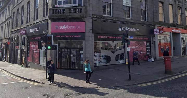 Aberdeen hair and beauty store shuts down on Union Street ahead of festive shopping period