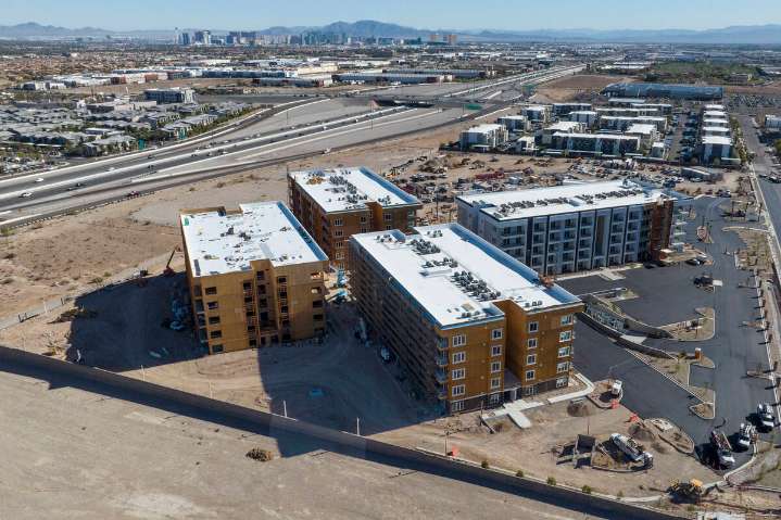 Las Vegas developer plans 255-unit apartment complex next to site where fire caused $100M in damages