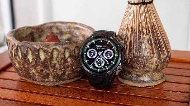 The best battery life you can get on Wear OS will now cost you $100 less during Black Friday weekend