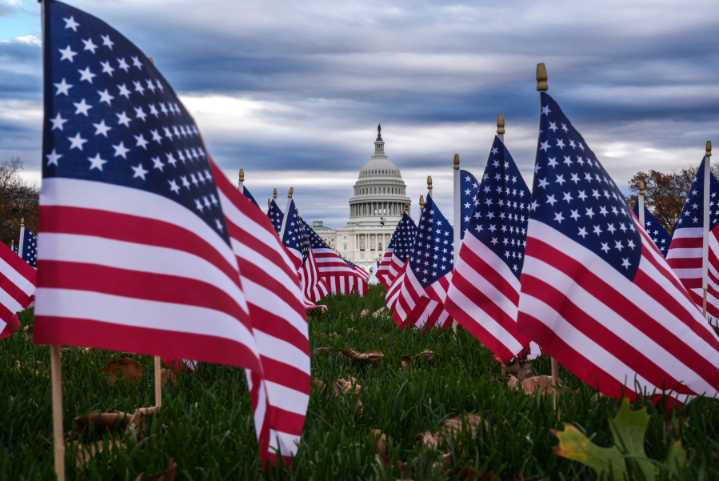 Shutdown leaves a mark on an already-struggling economy, from lost paychecks to canceled flights