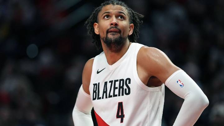 Matisse Thybulle sidelined after surgery on left thumb