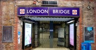 People 'evacuated' from London Bridge as police swarm station