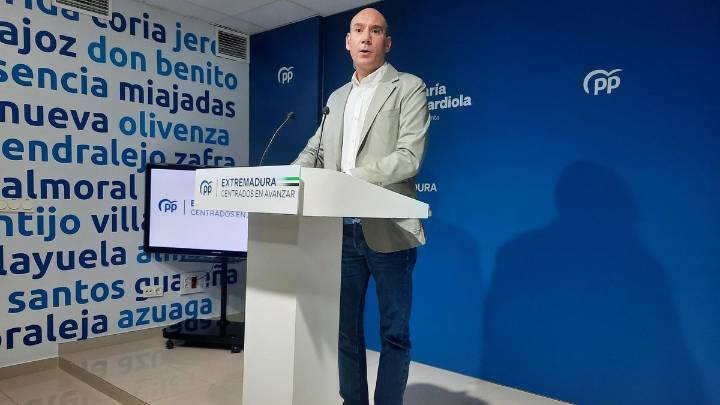 El PP se moviliza por el voto moderado frente a los "líos" del PSOE y Vox: "Guardiola está limpia"
