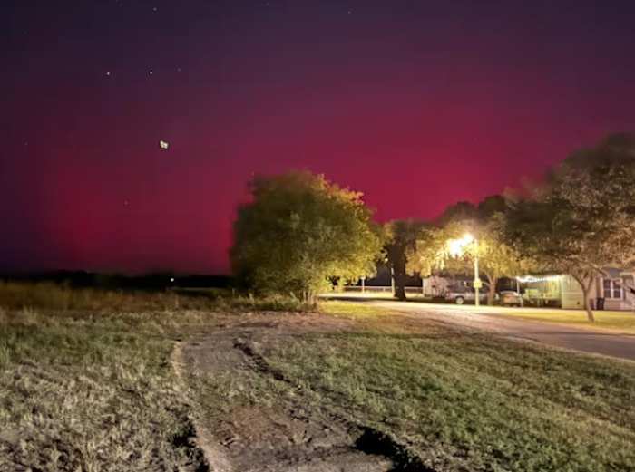 An aurora update, plus a stretch of warmth & humidity ahead