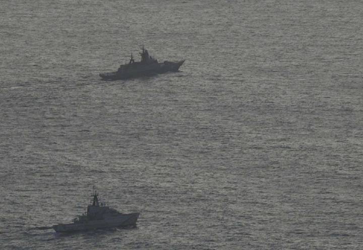Royal Navy’s HMS Severn intercepts Russian warships travelling through English Channel off Kent coast