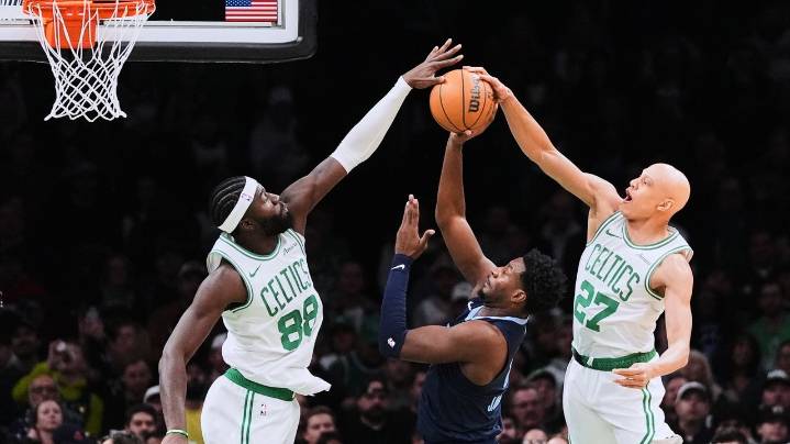 Payton Pritchard scores 24 points, Celtics roll past Ja Morant