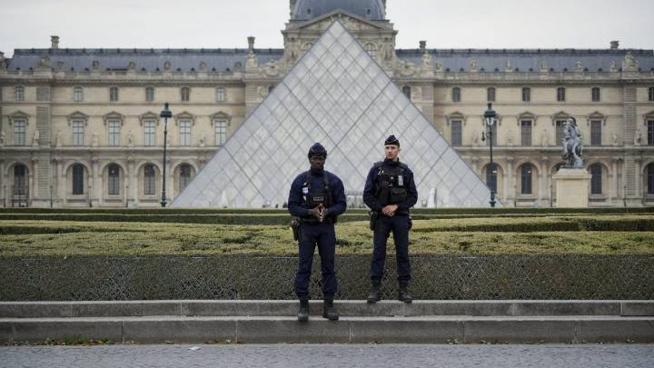Woman, 38, among two charged over Louvre jewellery heist