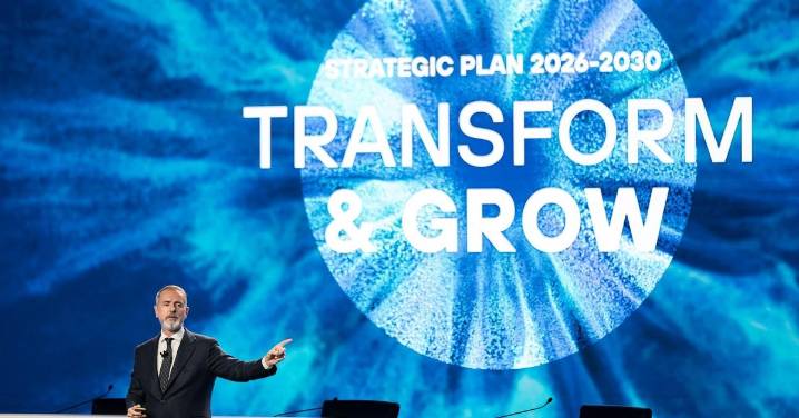 La refundación de Telefónica y los modelos de Airbus e IAG