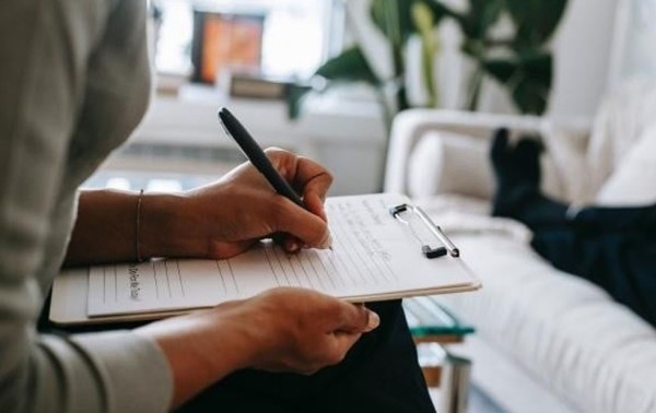 Ofrecen atención psicológica gratuita