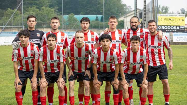 El Juvenil de Ponteareas encuentra una nueva esperanza en la justicia para revertir su descenso