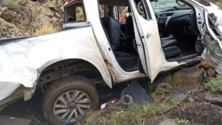 Arrojó la camioneta por un barranco, mató a su pareja y obligó a sus empleados a mentir