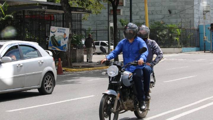 Proponen medidas  para la seguridad vial  de quienes conducen motocicletas