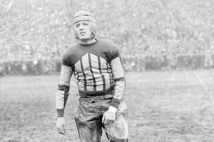 Today in Chicago History: 'Galloping Ghost' Red Grange plays first game for Bears