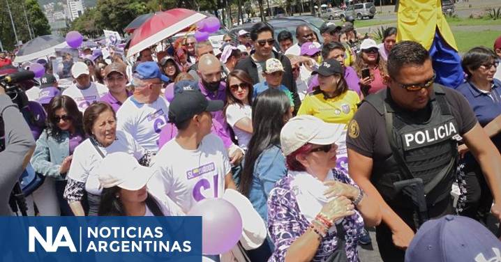 Noboa, optimista ante posible triunfo de referendo y consulta popular en Ecuador