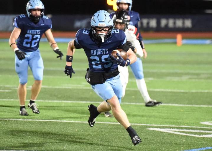 FOOTBALL: North Penn rolls past Boyertown in District 1