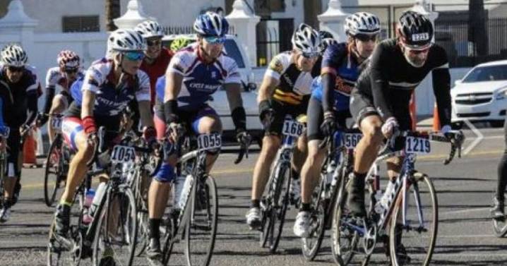 Javelina, cyclist collide during El Tour de Tucson, PCSD says