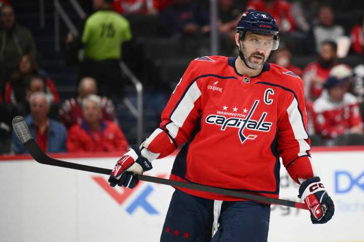 Alex Ovechkin scores his 900th NHL goal with the Washington Capitals