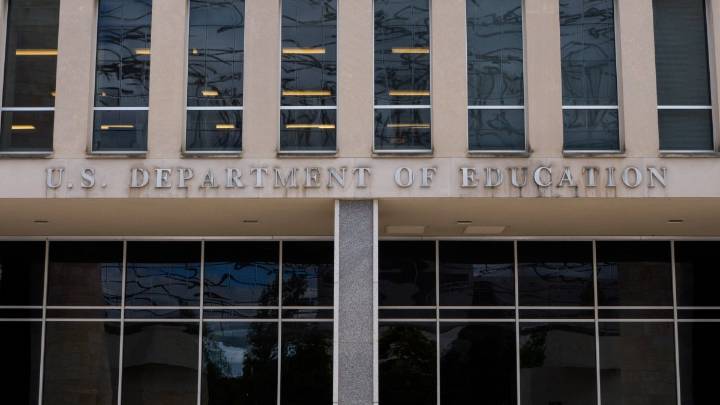 EEUU da otro paso para desmantelar el Departamento de Educación