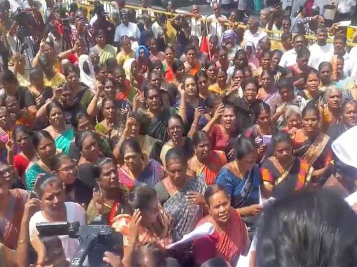 AIADMK Women's wing protests in alleged Coimbatore gang rape case