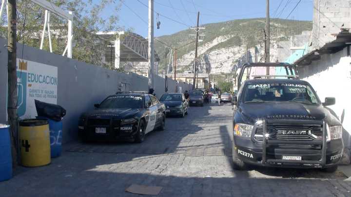 Moviliza Reporte de Estudiante con Presunta Arma de Fuego en Secundaria de Monterrey