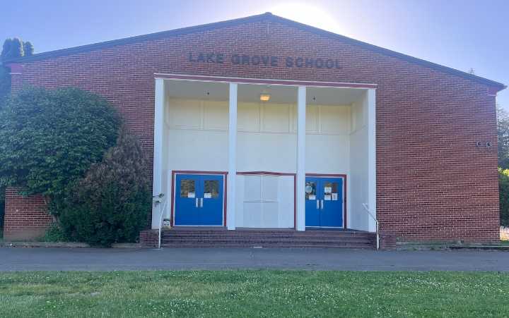 Lake Oswego voters approve school construction bond
