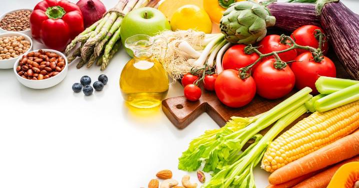 One diet slashes cholesterol 35pc in a month