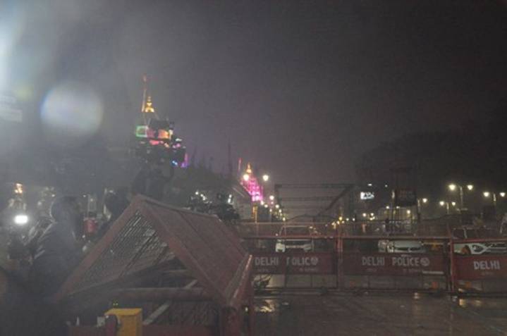 PM Modi condoles Delhi blast victims, reviews situation with Union Minister Amit Shah as probe intensifies