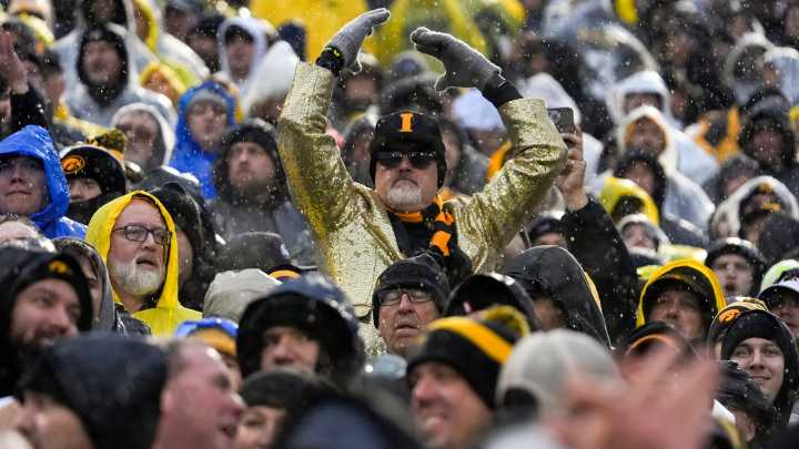 Kickoff time, TV announced for Iowa football home finale