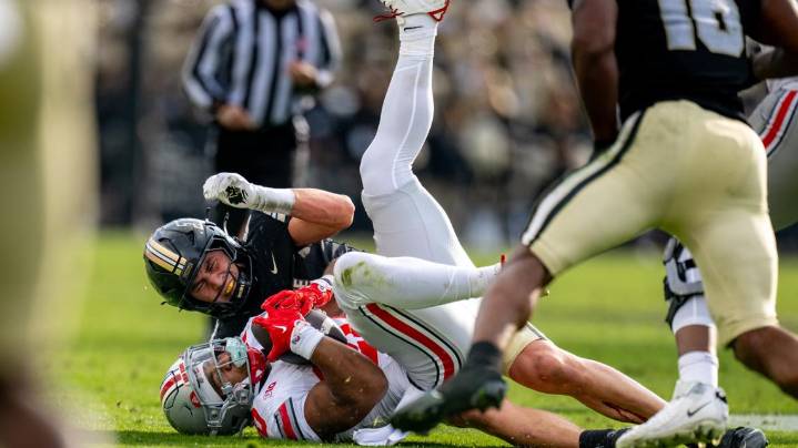 Julian Sayin, Jeremiah Smith propel No. 1 Ohio State past Purdue 34
