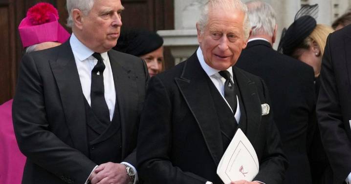 Andrew Mountbatten-Windsor gains a hyphen in his name