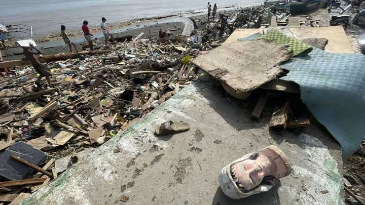 Al menos 114 muertos y 127 desaparecidos en Filipinas tras el paso del tifón Kalmaegi