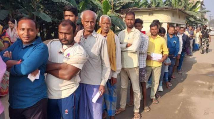 Moderate turnout as Bihar votes in final phase; 31.38% polling till 11 am