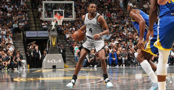 How De’Aaron Fox has embraced his role in San Antonio