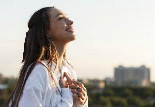 Cómo acceder a los programas de bienestar y salud mental que ofrece el Gobierno en Colombia