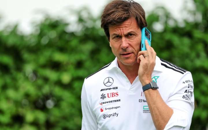 F1: Toto Wolff planea vender parte de su accionariado en Mercedes