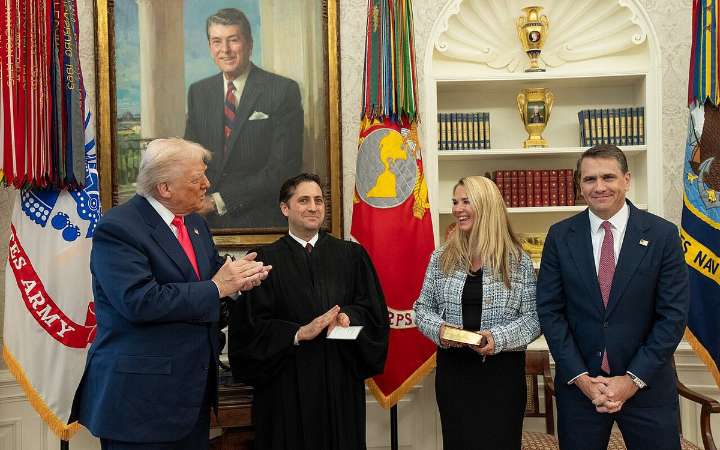 Todd Blanche Buried for 'Huge Admission' on Ghislaine Maxwell: 'Charge her if she lied'