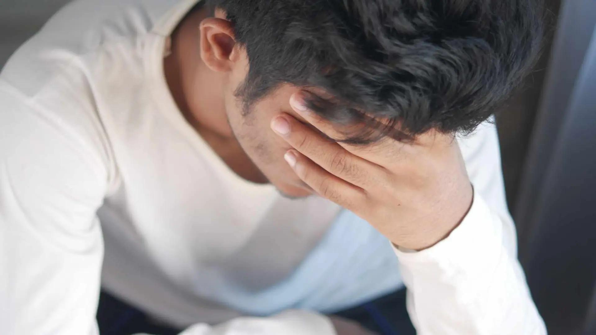 "Los pacientes sienten un dolor similar a una descarga eléctrica sólo con sonreír"