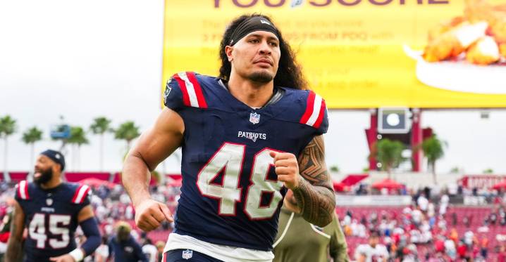 Patriots dedicate Bengals win to teammate Jahlani Tavai