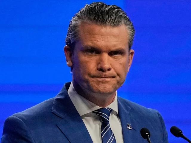 US, India sign 10-year defence pact