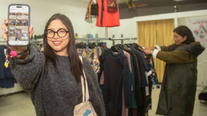 Aluxa, ‘tiktoker’ que visibiliza los barrios de A Coruña: «Intento ponerle cara a los negocios»