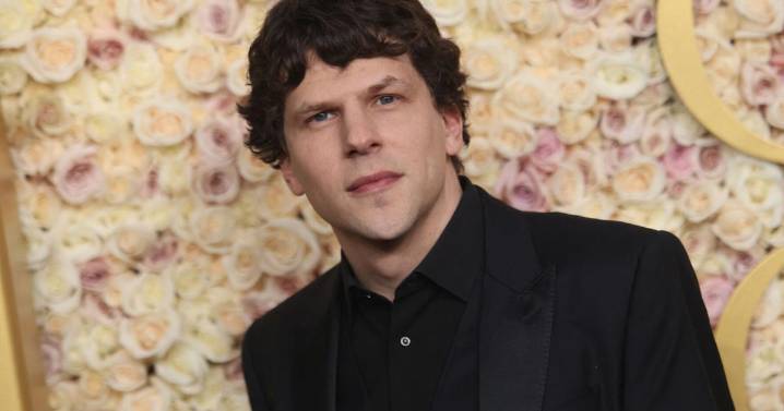 Actor Jesse Eisenberg to donate his kidney to a stranger