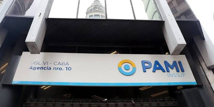 Los planes del Gobierno en el PAMI para el 2026: la espera a nuevas reformas, los precios de las licitaciones y más centralización