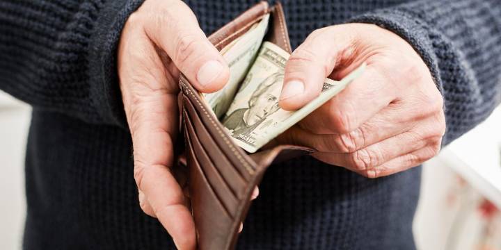 Wall Street strategist explains today’s political rage with a poverty line that should be $140,000 and the ‘Valley of Death’ trapping people below it