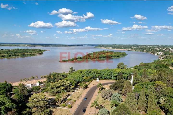 Calor, dos frentes lluviosos y descenso térmico: así estará el tiempo esta semana