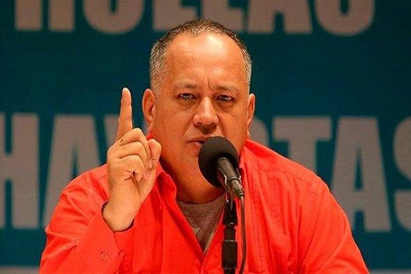 Diosdado Cabello: Embajador de Alemania pasea tranquilo en Caracas mientras su Gobierno dice que Venezuela es un peligro