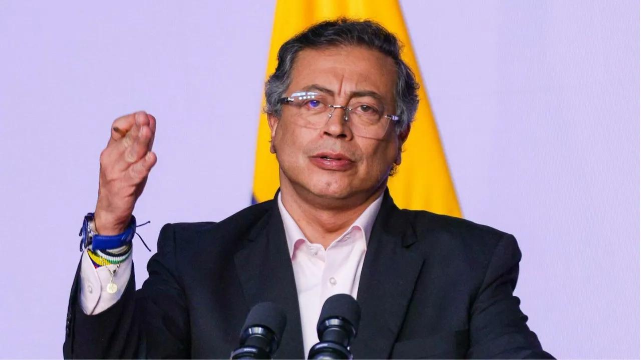 ¡Fallo histórico! CNE sanciona campaña de Petro por financiación irregular: primer presidente que viola topes