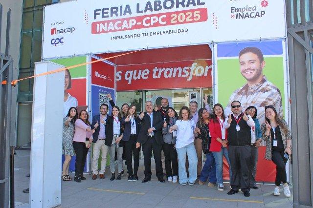 Feria Laboral INACAP – CPC 2025 supera las 2.000 oportunidades laborales y logra récord de convocatoria en la región
